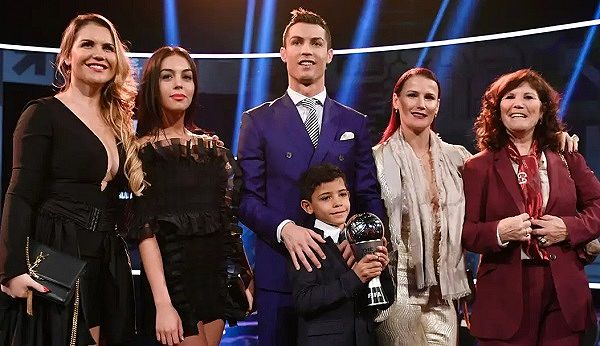 Gia đình của Cristiano Ronaldo