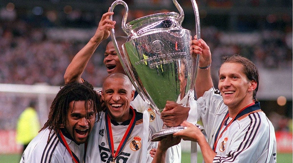 Roberto Carlos trong màu áo Real Madrid