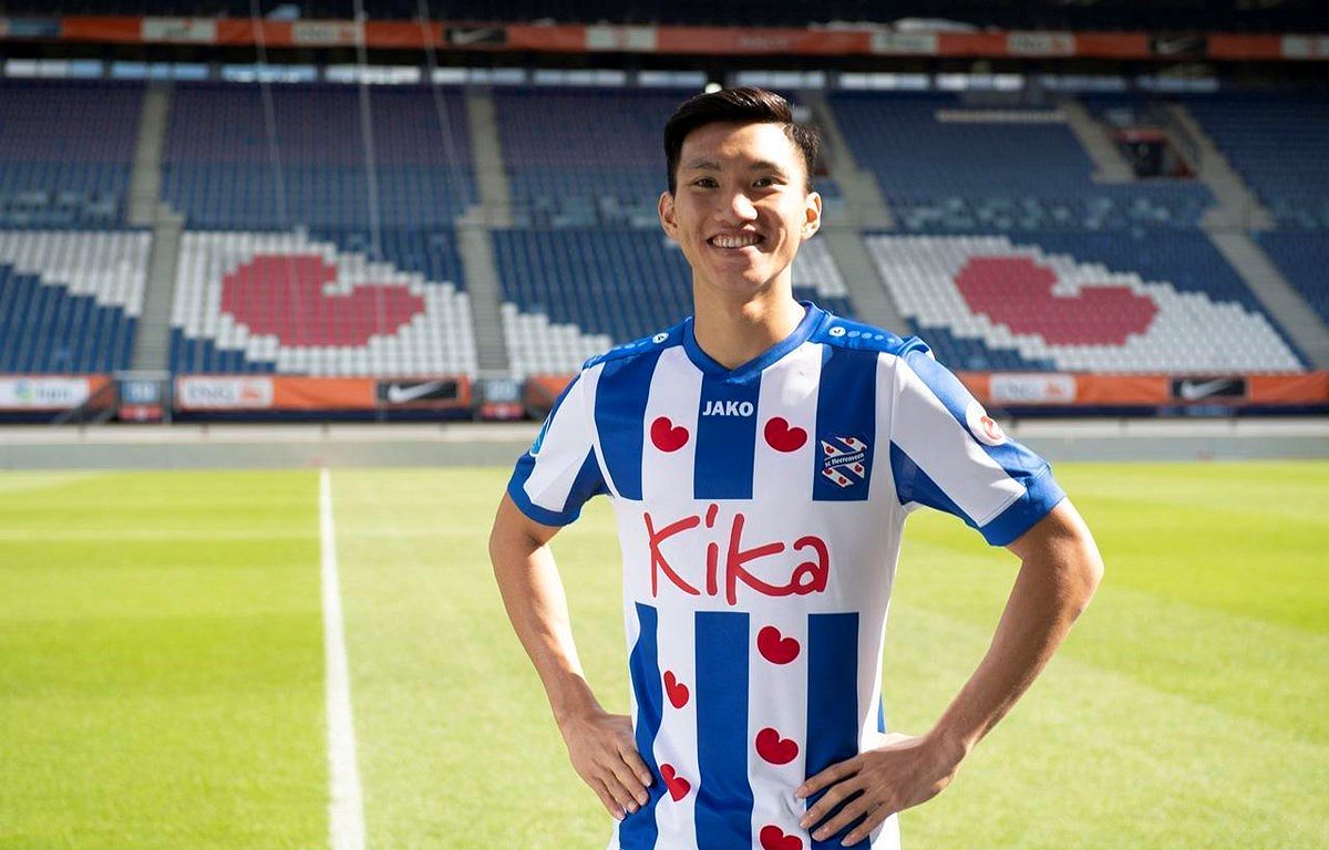 Văn Hậu trong màu áo của SC Heerenveen